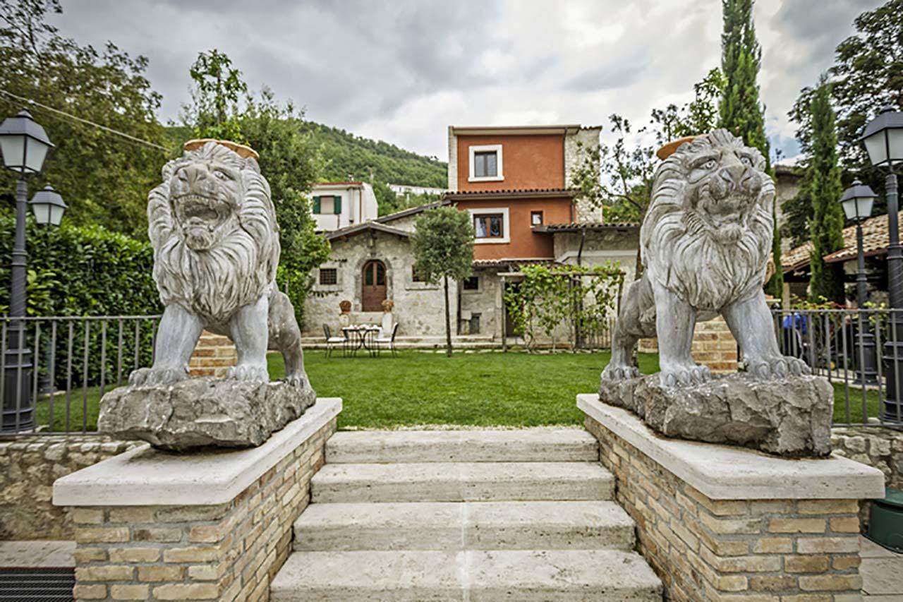Hotel Guerrinuccio Celano Εξωτερικό φωτογραφία