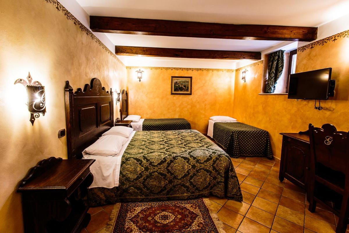 Hotel Guerrinuccio Celano Εξωτερικό φωτογραφία